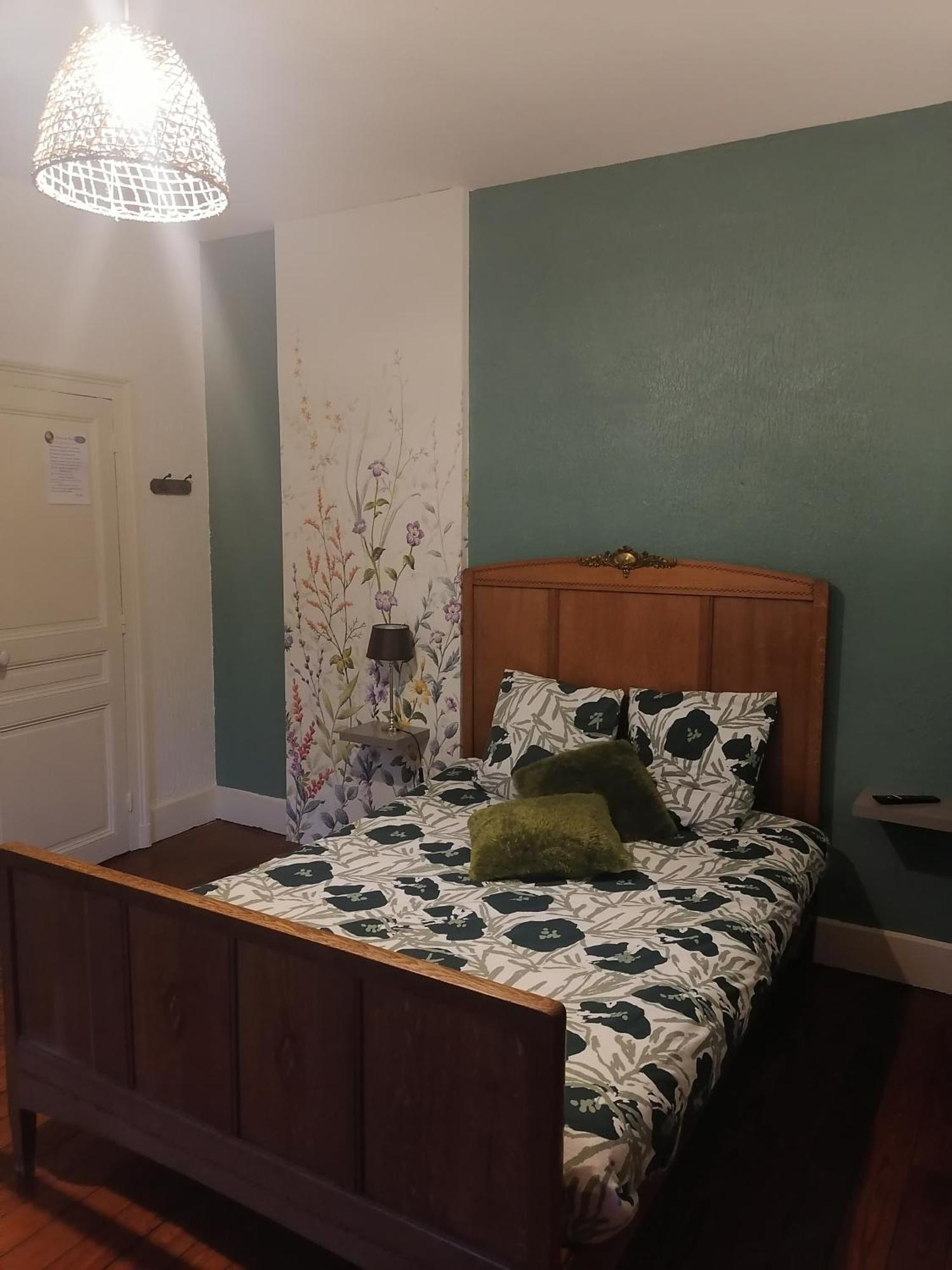 Monthermé Chez Many, Par Fred Et Henri Bed & Breakfast エクステリア 写真
